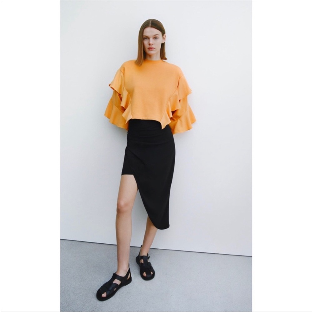 Zara Orange cropped sweater with ruffles - Picture 2 of 9